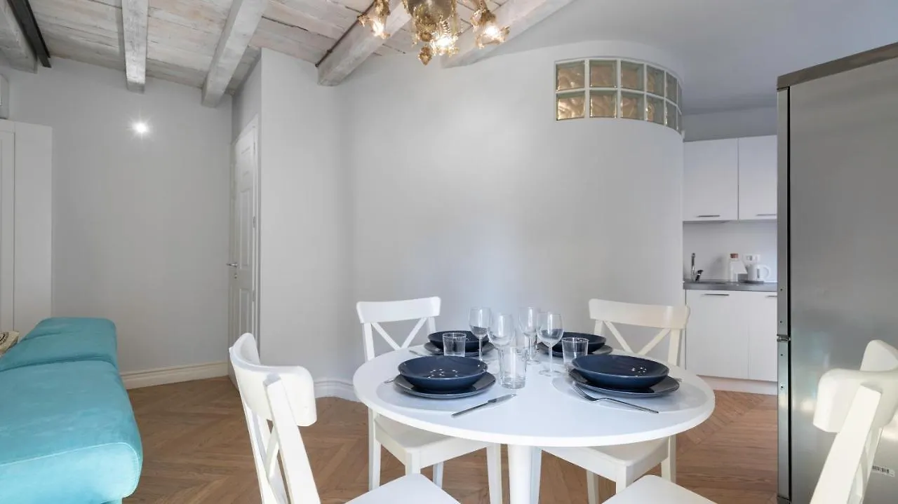 Italianway - Meravigli 18 Milano Daire