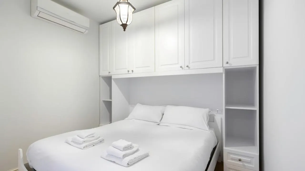 Italianway - Meravigli 18 Milano İtalya